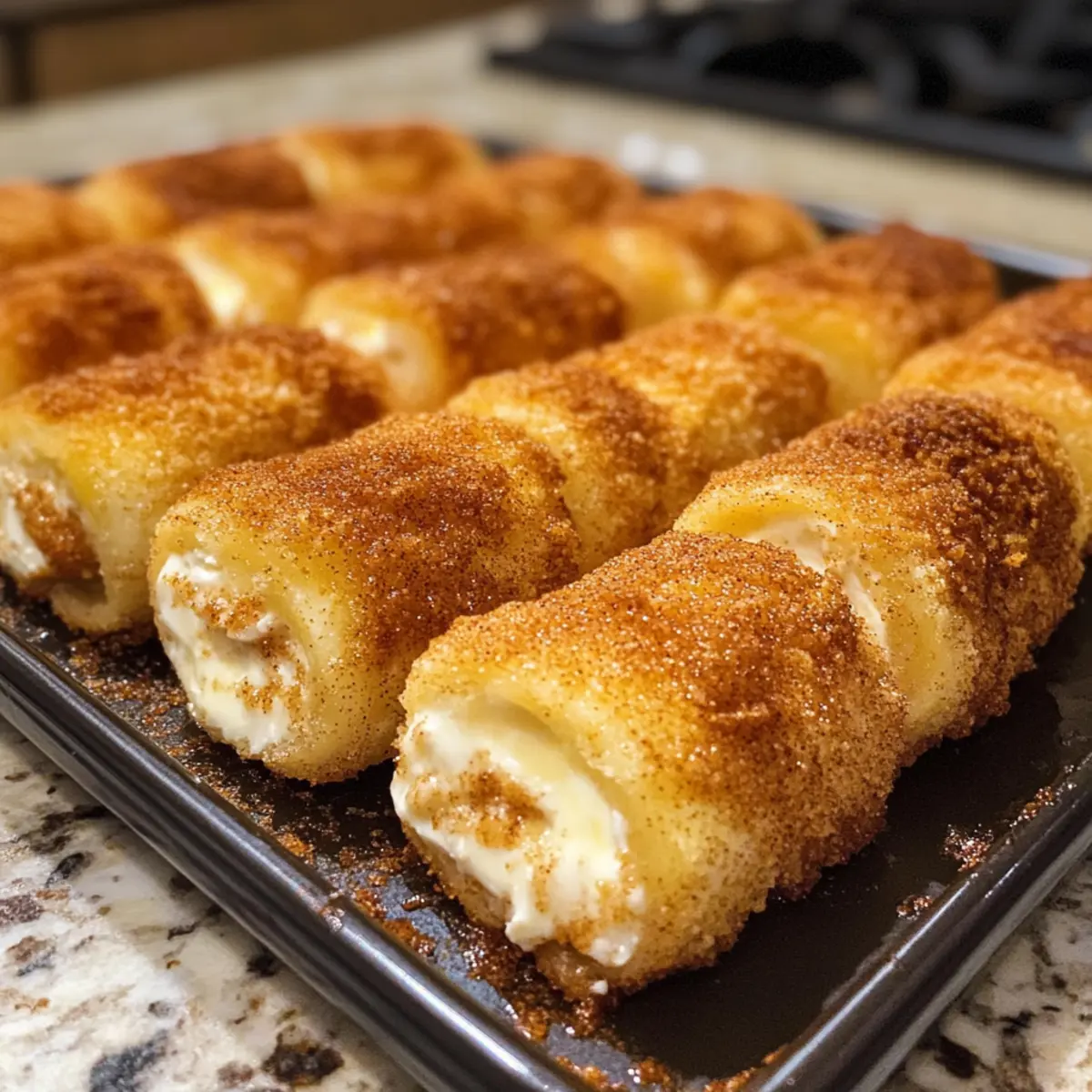 Cinnamon Cream Cheese Roll Ups: Irresistibly Crispy Delight